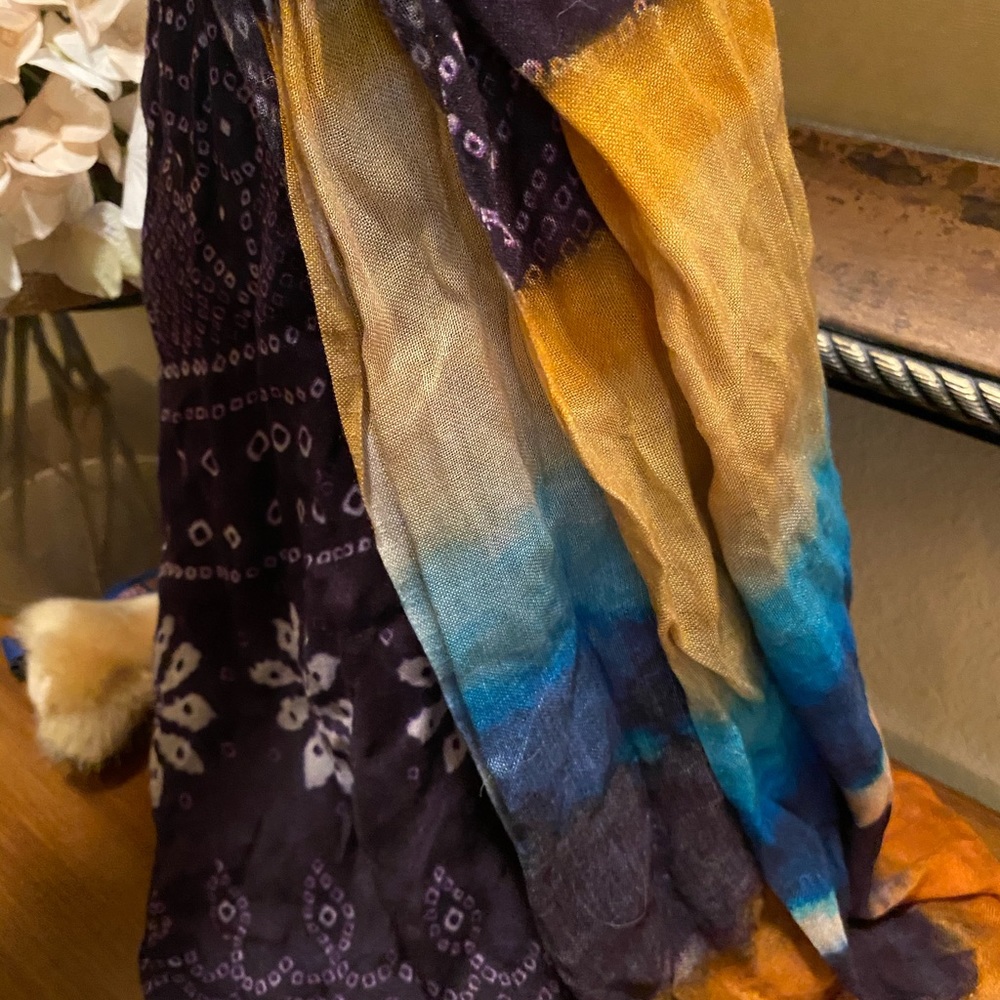 Beautiful shawl the quality & colors 😱